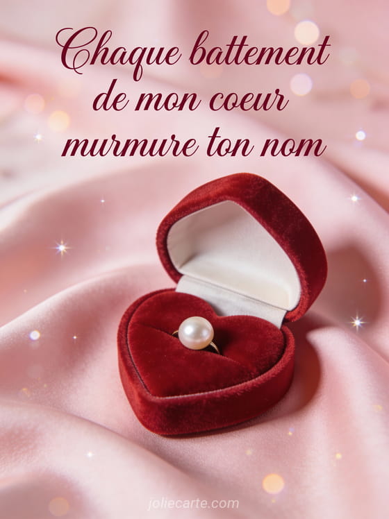 Écrin à bijoux en velours rouge en forme de cœur avec perle sur fond satin rose et poème d'amour romantique