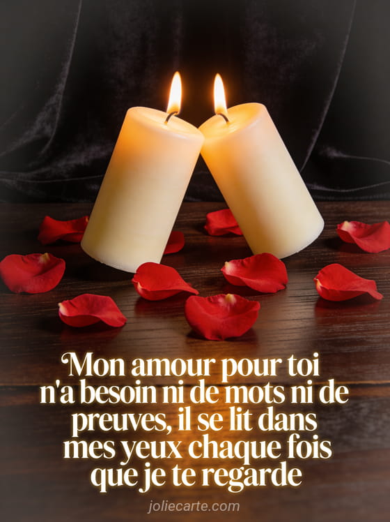 Deux bougies dont les flammes se penchent l'une vers l'autre sur une table intime avec pétales de rose et le texte Mon amour pour toi