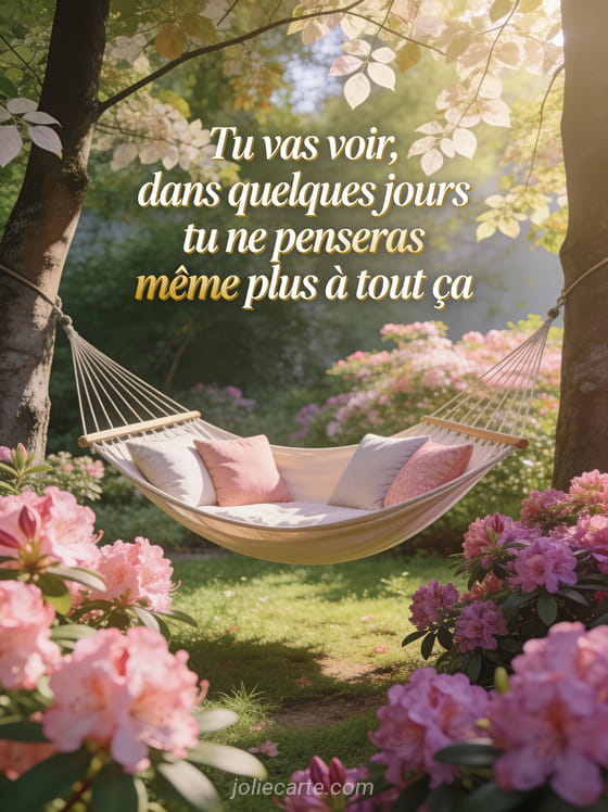 Hamac dans jardin fleuri azalées roses et rhododendrons mauves avec coussins lumière filtrée texte rassurant