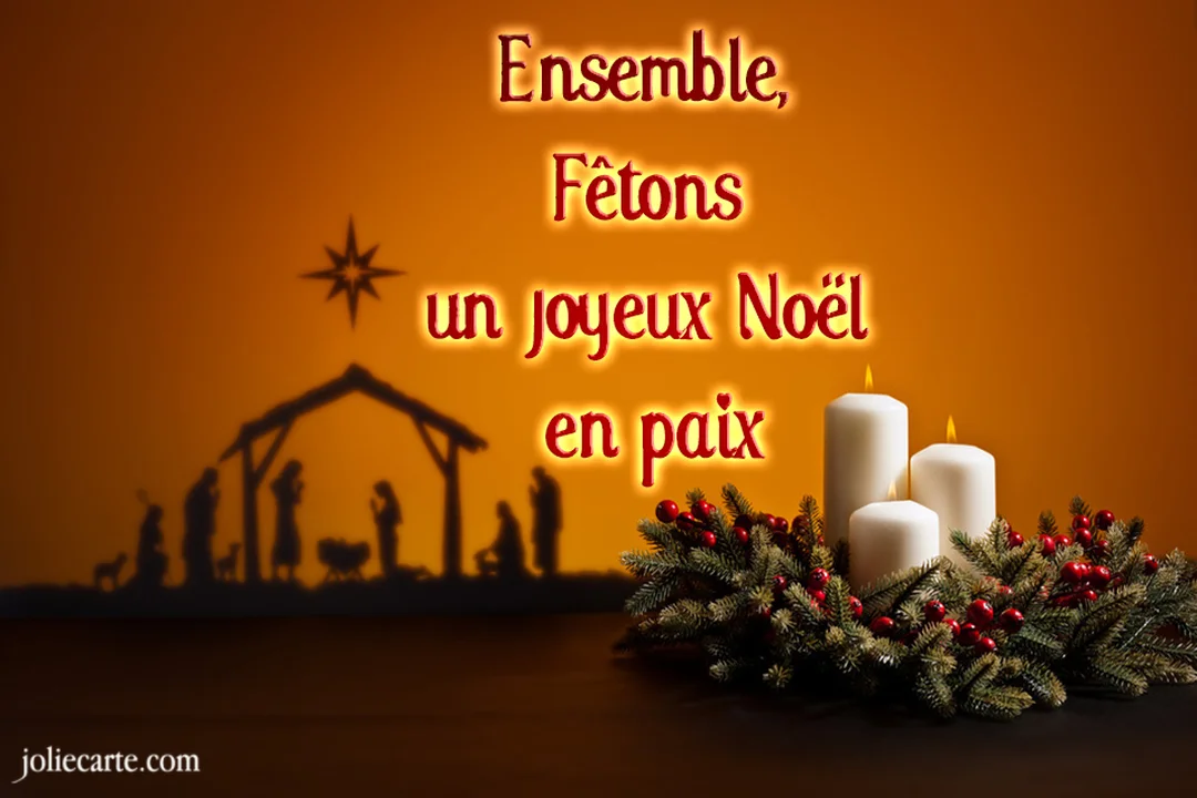 Sur un fond orangé, une silhouette de la Nativité est éclairée par trois bougies blanches posées sur une couronne de l'Avent.