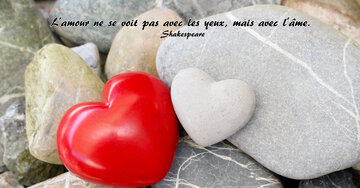 Aperçu de la carte : « L'amour ne se voit pas avec les yeux, mais avec l'âme... »