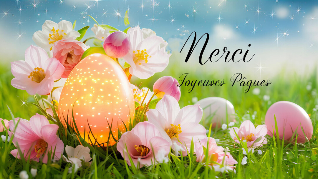 Une prairie verdoyante abrite un œuf de Pâques orange brillant et des fleurs roses, sous un ciel bleu clair avec des éclats de lumière.