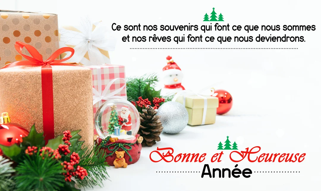 Une composition festive pour le Nouvel An avec des paquets cadeaux, une boule à neige du Père Noël, et des décorations de Noël.