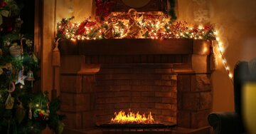 Aperçu de la carte : « Accueillez la nouvelle année 2025 sous une pluie de champagne... »