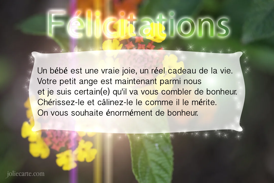 Une carte de naissance avec le mot 'Félicitations' en lettres lumineuses au-dessus d'un message de vœux sur un fond fleuri et doux.