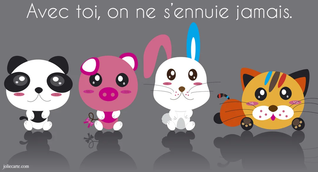 Quatre animaux stylisés et mignons, un panda, un cochon, un lapin et un chat, sont alignés sur un fond gris uni avec leur reflet.