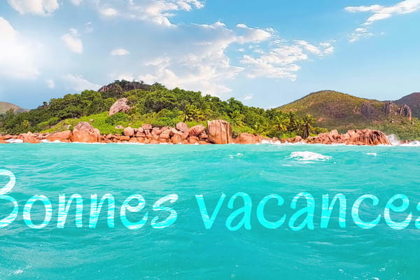 Bonnes vacances - Carte virtuelle plage paradisiaque gratuite - JolieCarte