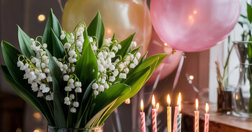 Aperçu de la carte : Des ballons, des fleurs, et beaucoup d'amour pour ton anniversaire !